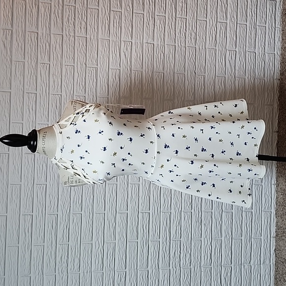 Floral Scuba Dress - Picture 1 of 3